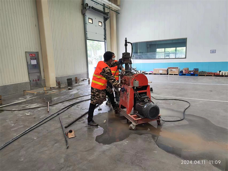 新和厂房地面下沉塌陷注浆加固施工